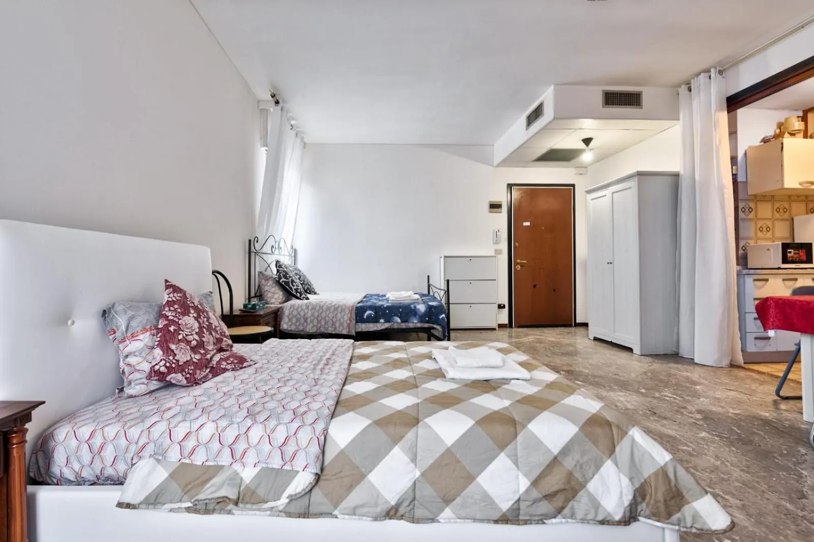 Stay In Center Apartments Mestre Venice 0*,  Italy
